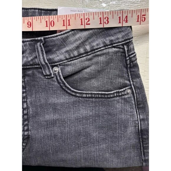 I.n.c. Concepts Women's Distressed High-Rise Straight-Leg Jeans core denim 8/29 - Picture 10 of 16